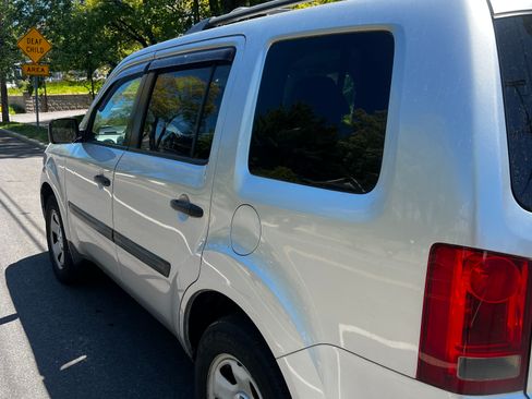 Used 2013 Honda Pilot LX image 8