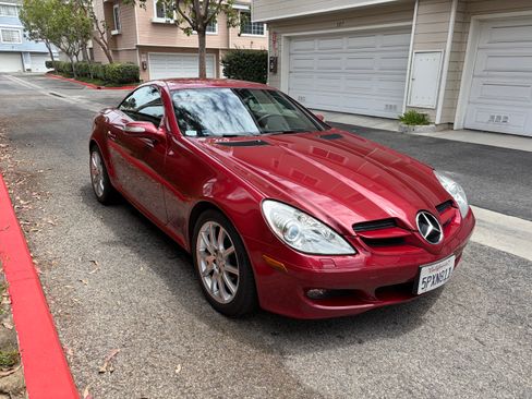 Used 2006 Mercedes-Benz SLK 350 image 2