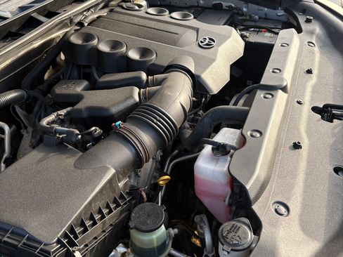 Used 2011 Toyota 4Runner Trail image 14