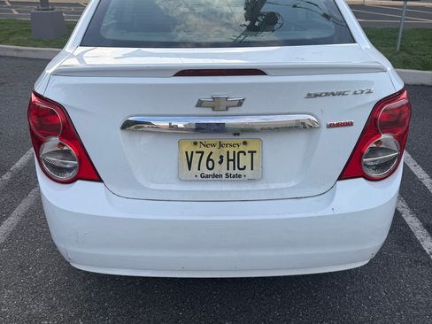 Used 2015 Chevrolet Sonic LTZ image 6