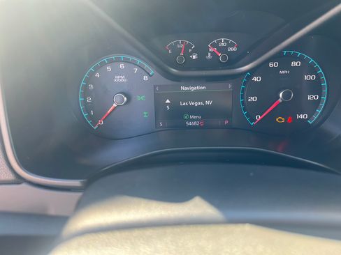 Used 2021 GMC Canyon Denali image 8