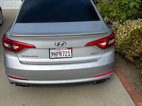 Used 2015 Hyundai Sonata Sport w/ Option Group 04 FWD image 8