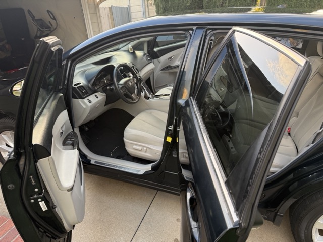 Used 2013 Toyota Venza LE FWD image 5