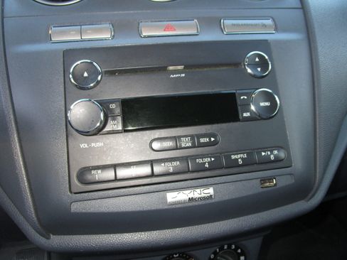 Used 2013 Ford Transit Connect XLT Premium FWD image 18