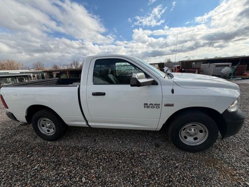 Used 2016 RAM 1500 Tradesman w/ Power & Remote Entry Group image 11