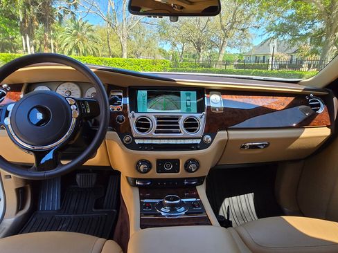 Used 2015 Rolls-Royce Ghost Series II Sedan 4D image 10