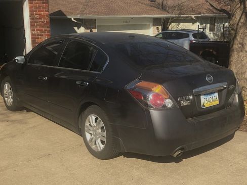 Used 2011 Nissan Altima 2.5 SL w/ 2.5SL Pkg image 4