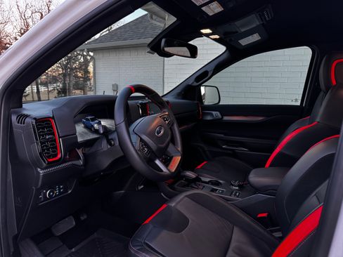 Used 2024 Ford Ranger Raptor image 2