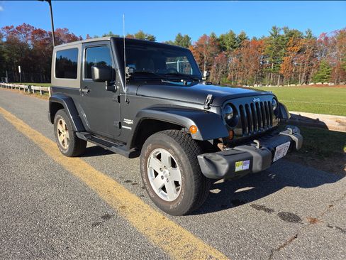 Used 2010 Jeep Wrangler Sahara w/ Dual Top Group image 1