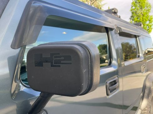 Used 2005 HUMMER H2 w/ Preferred Equipment Group AWD/4WD image 9