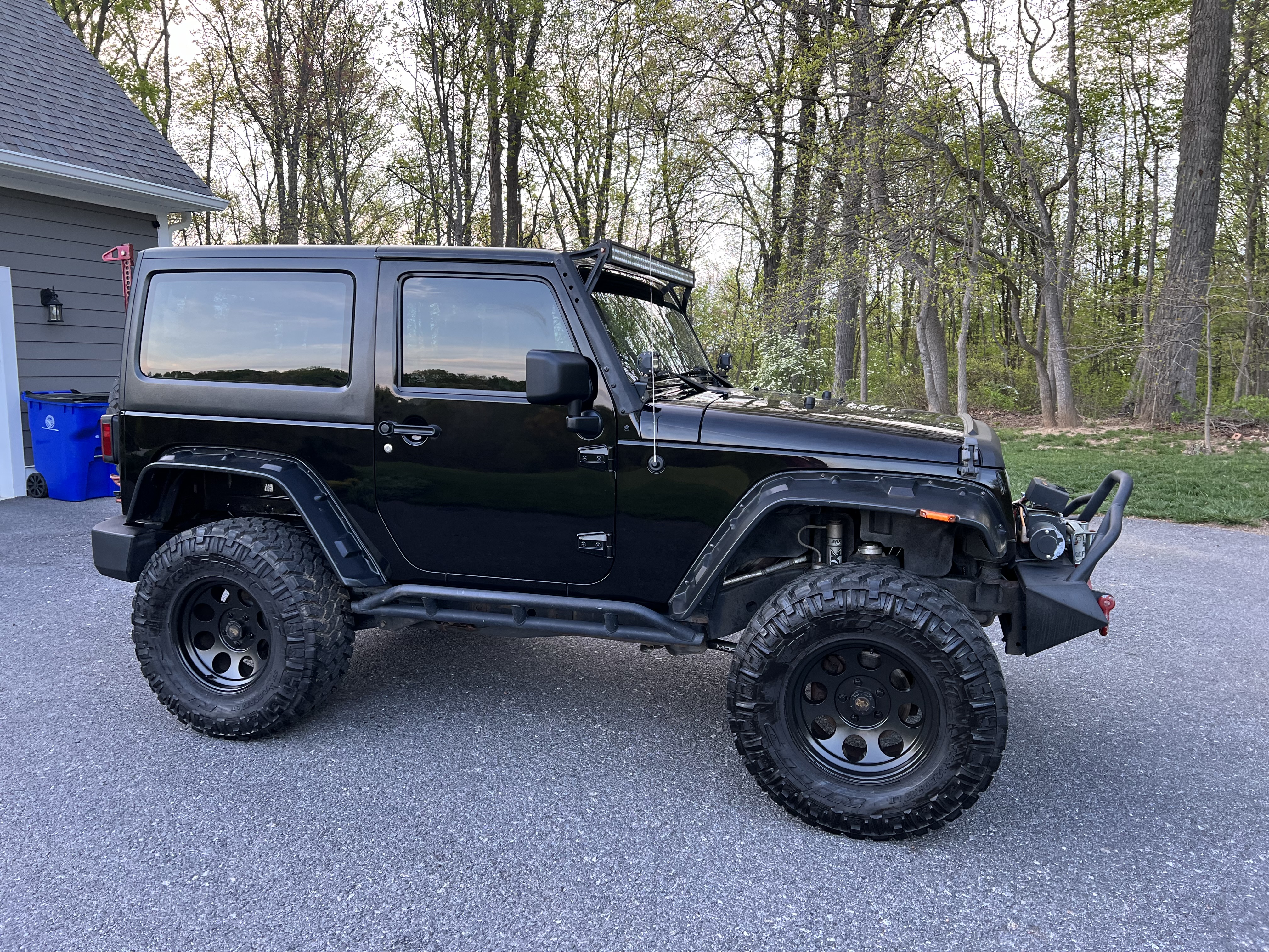 Used 2012 Jeep Wrangler Sport w/ Connectivity Group AWD/4WD image 2