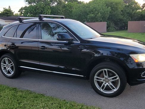 Used 2014 Audi Q5 2.0T Premium Plus w/ Premium Plus Package AWD/4WD image 2