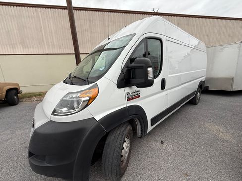 Used 2021 RAM ProMaster 2500 w/ Convenience Group image 1