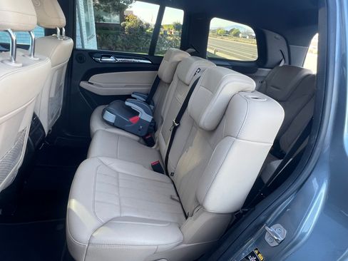 Used 2018 Mercedes-Benz GLS 450 4MATIC image 9