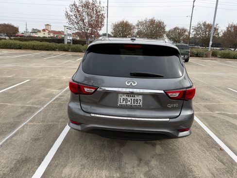 Used 2016 INFINITI QX60 FWD image 2