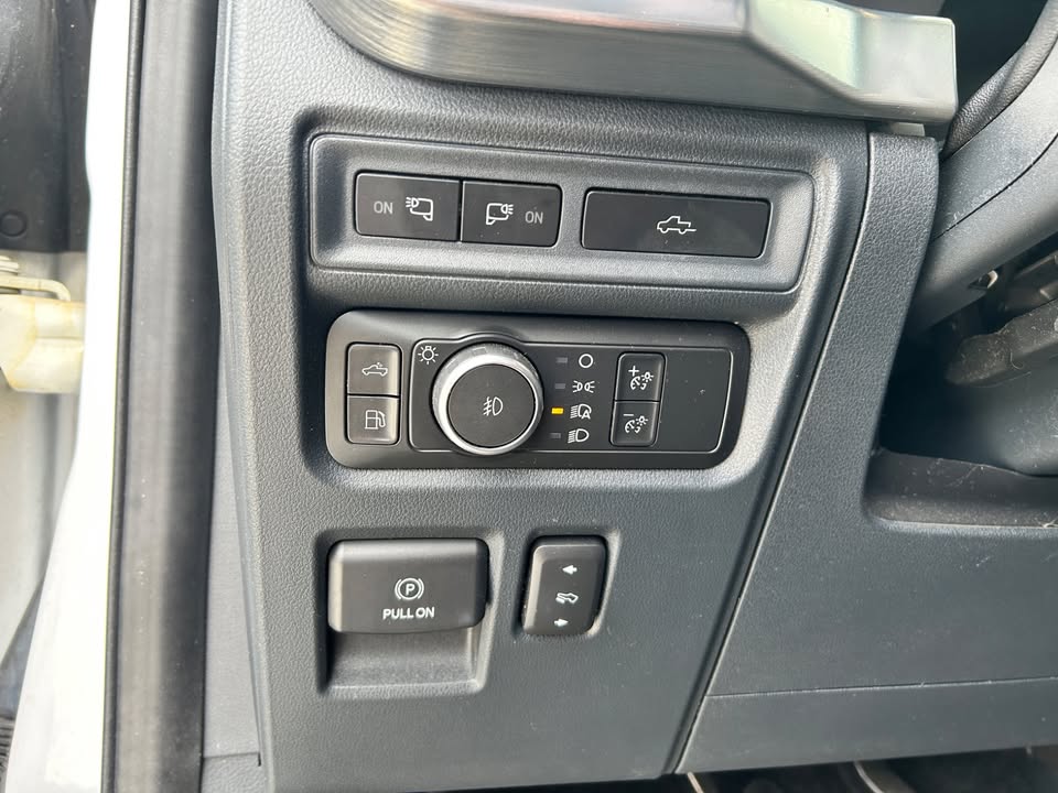 Used 2022 Ford F150 Lariat AWD/4WD image 18