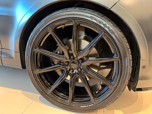 Used 2019 Land Rover Range Rover Sport SVR AWD/4WD image 8