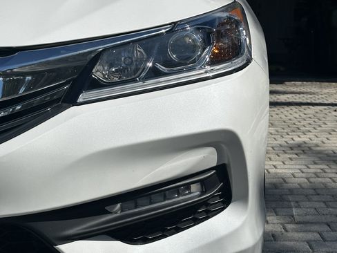 Used 2016 Honda Accord EX image 13
