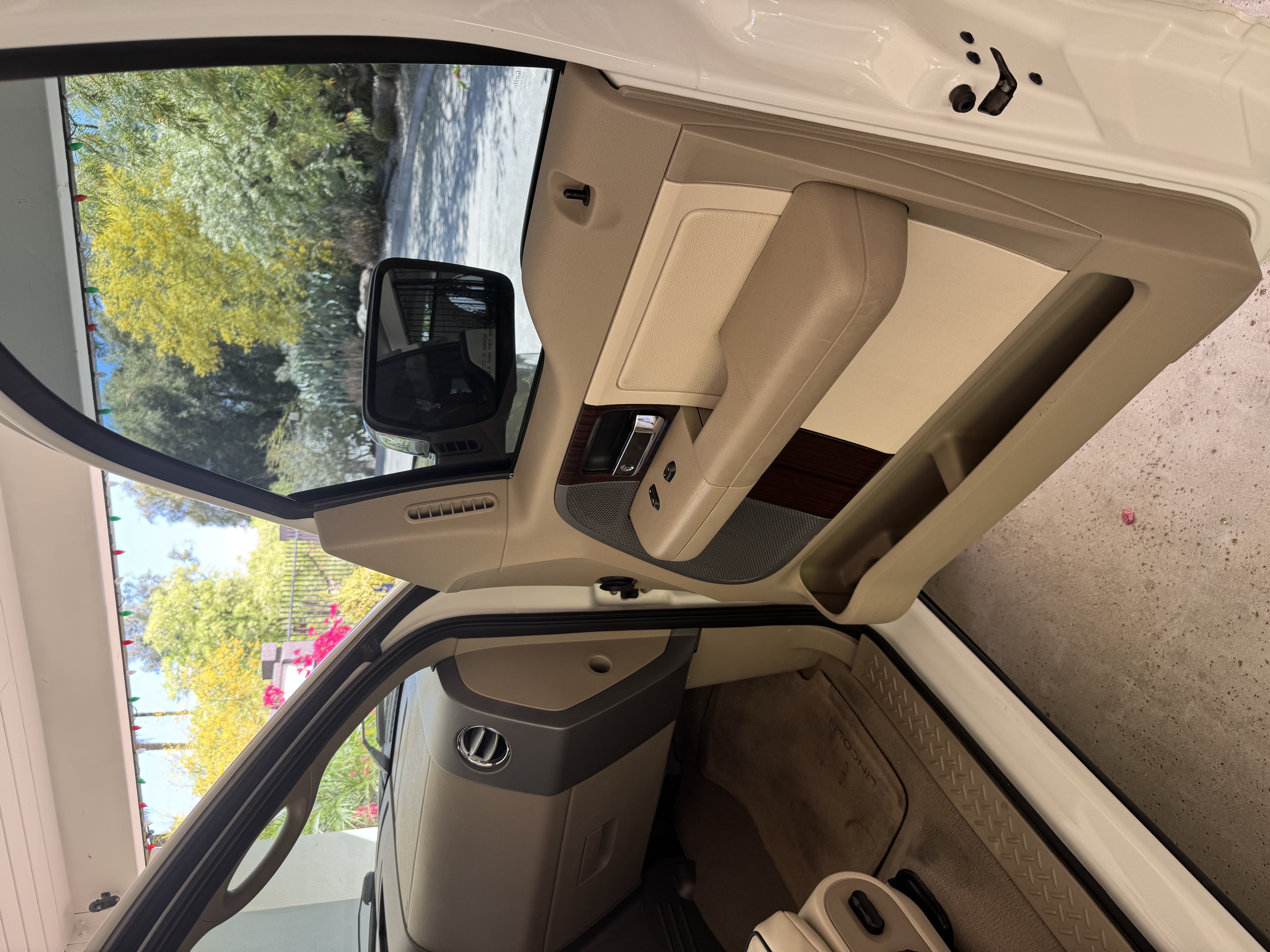 Used 2006 Lincoln Mark LT 2WD image 10