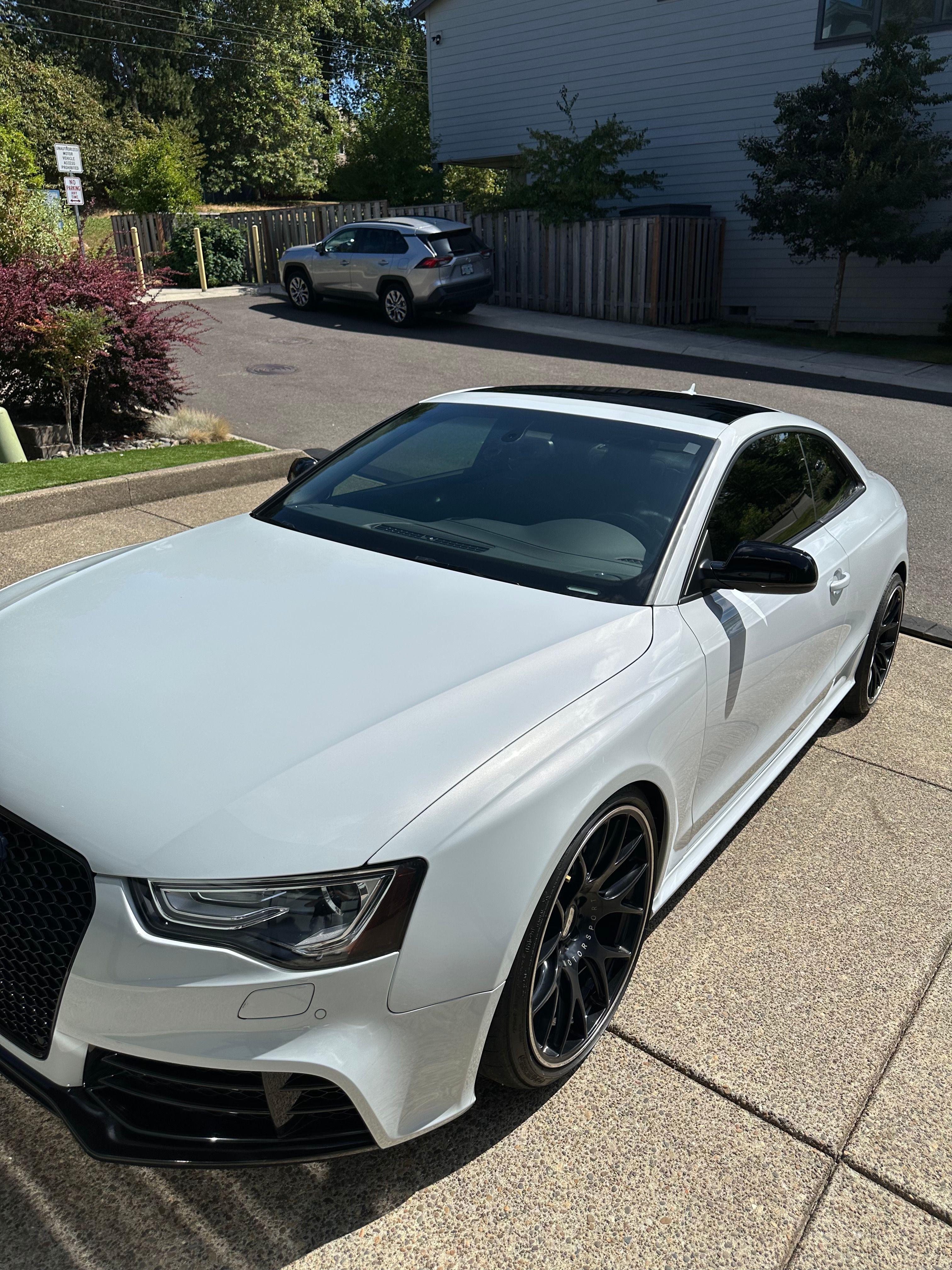 Used 2013 Audi RS 5 Coupe w/ Audi MMI Navigation Plus Pkg AWD/4WD image 13