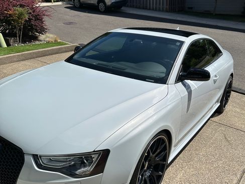 Used 2013 Audi RS 5 Coupe w/ Audi MMI Navigation Plus Pkg AWD/4WD image 13