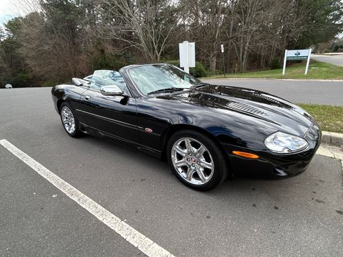 Used 1998 Jaguar XK8 Convertible image 13