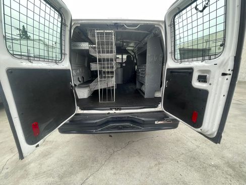 Used 2010 Ford E-250 and Econoline 250 image 9