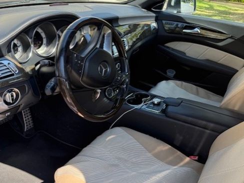 Used 2012 Mercedes-Benz CLS 550 image 8
