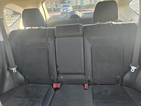 Used 2014 Honda CR-V LX image 9