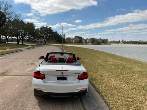 Used 2017 BMW M240i xDrive Convertible image 5