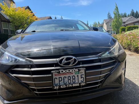 Used 2020 Hyundai Elantra SEL w/ Cargo Package (C1) FWD image 4