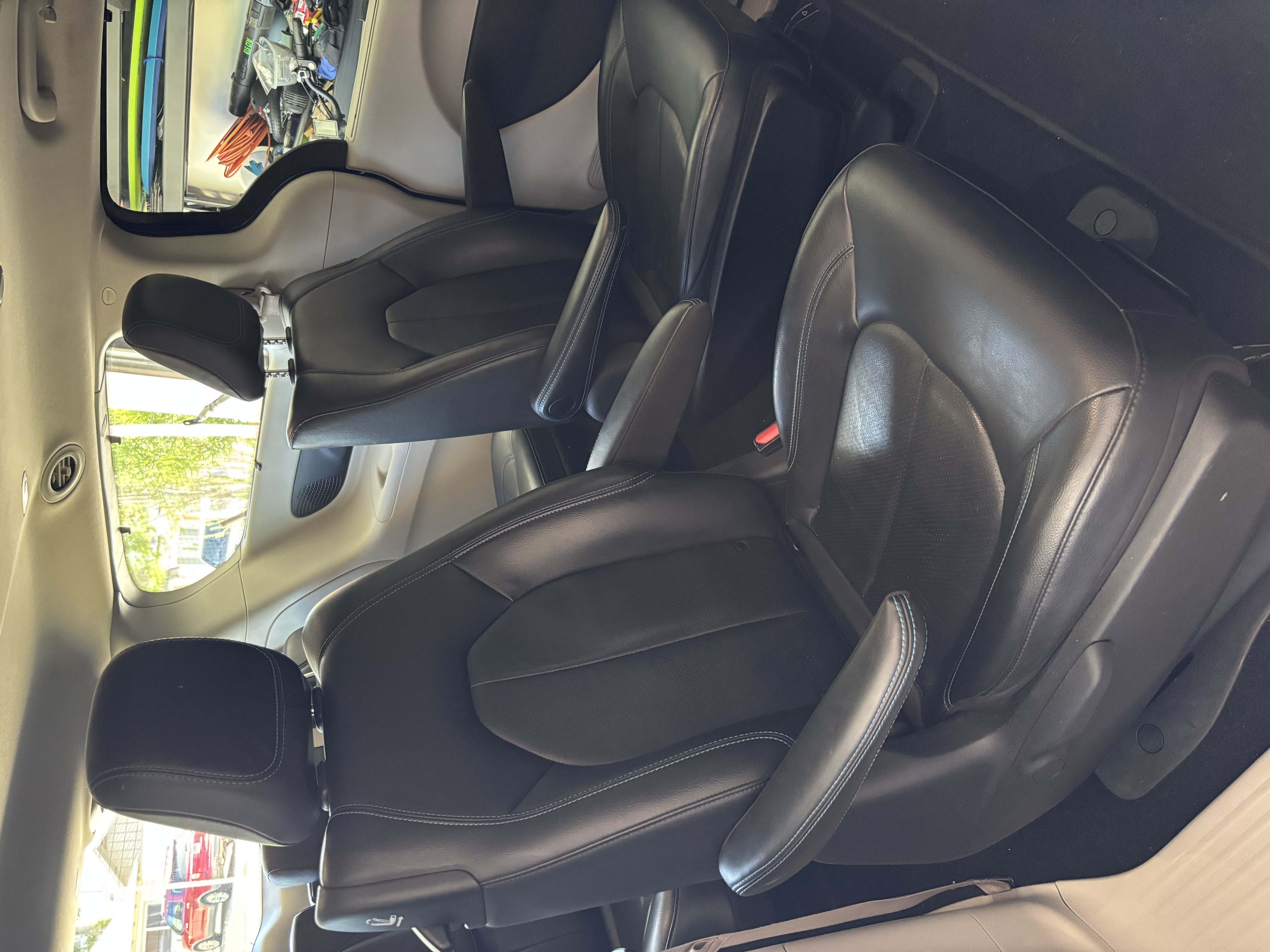 Used 2021 Chrysler Pacifica Touring-L FWD image 18
