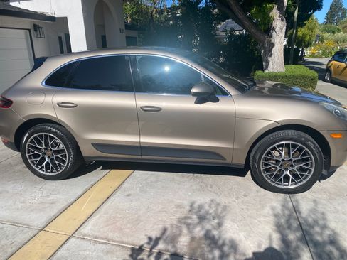 Used 2016 Porsche Macan S image 4