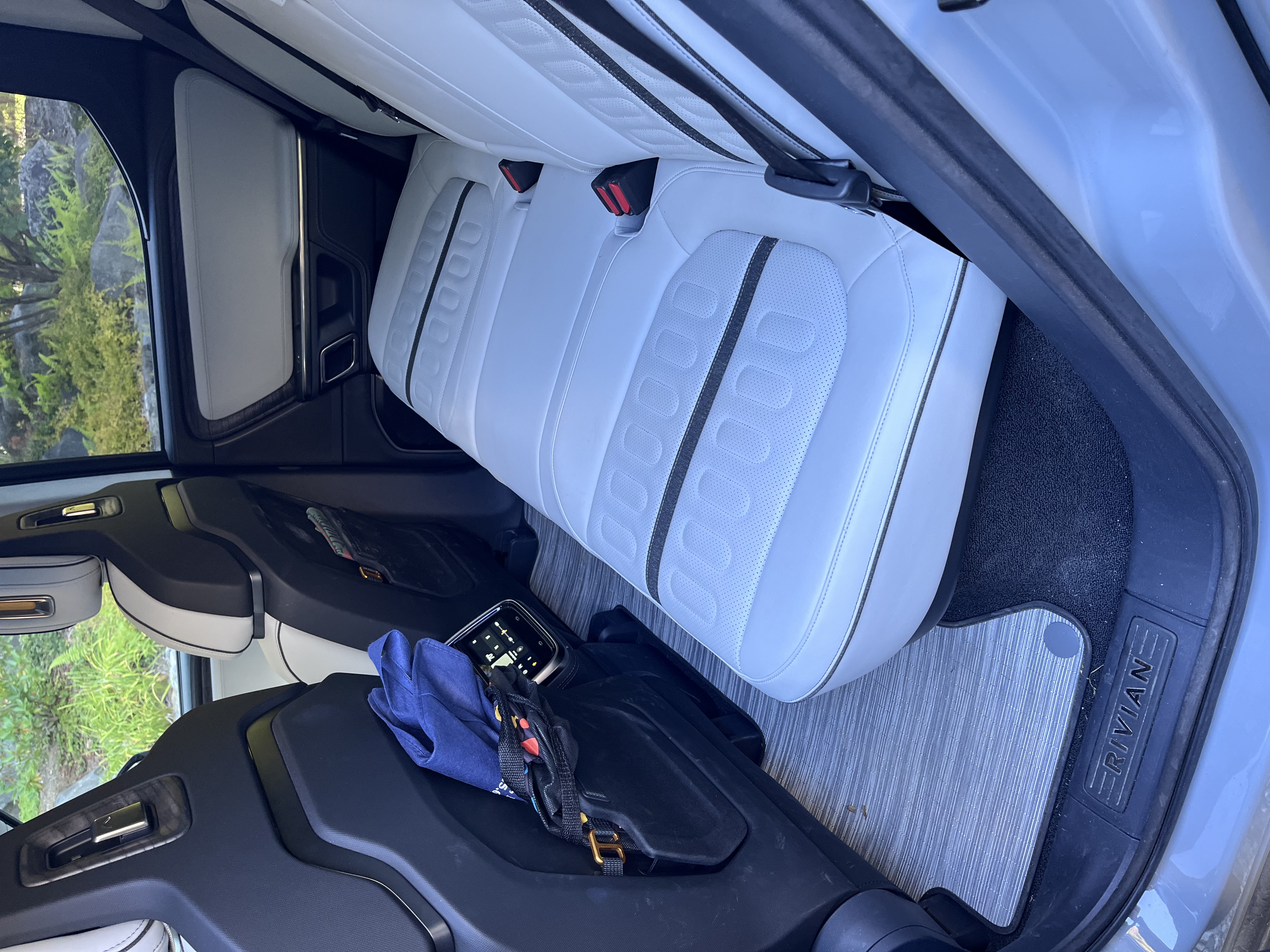 Used 2022 Rivian R1T Adventure AWD/4WD image 6