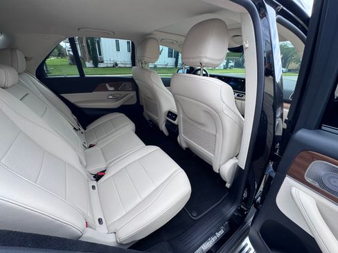 Used 2021 Mercedes-Benz GLE 350 350 Sport Utility 4D image 21