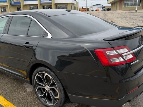Used 2015 Ford Taurus SHO w/ Equipment Group 401A AWD/4WD image 10