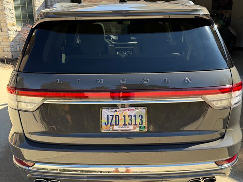 Used 2023 Lincoln Aviator Black Label w/ Dynamic Handling Package image 26