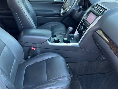 Used 2013 Ford Explorer Limited FWD image 10