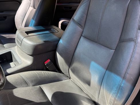 Used 2013 GMC Yukon XL SLT image 5