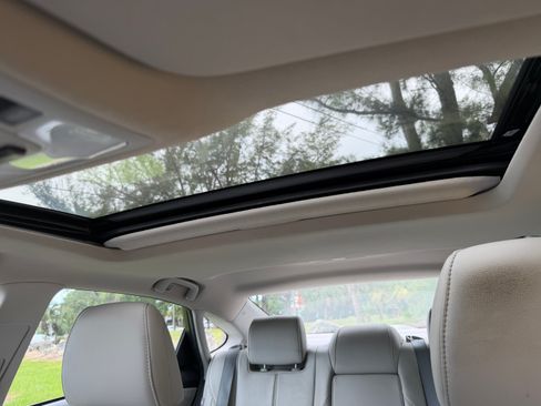Used 2014 Toyota Avalon XLE Premium FWD image 22