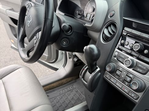 Used 2014 Honda Pilot EX-L image 9