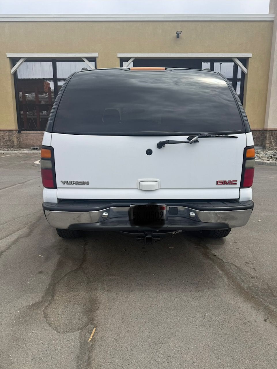 Used 2004 GMC Yukon SLE RWD image 8