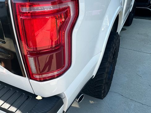 Used 2015 Ford F150 Platinum w/ Equipment Group 701A Luxury AWD/4WD image 21