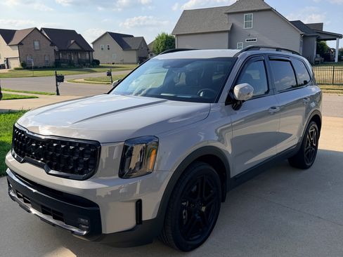 Used 2025 Kia Telluride SX Prestige X-Line AWD/4WD image 1