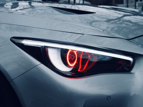 Used 2018 INFINITI Q50 Red Sport 400 w/ Sensory Package (Sport) image 10