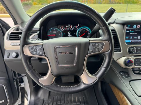Used 2019 GMC Yukon Denali image 14
