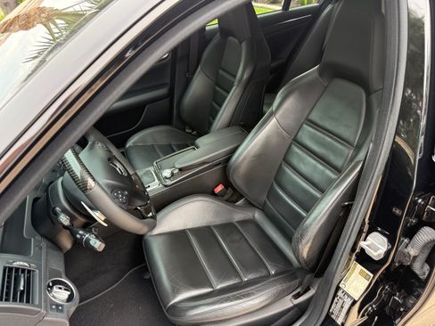 Used 2011 Mercedes-Benz C 63 AMG Sedan image 12