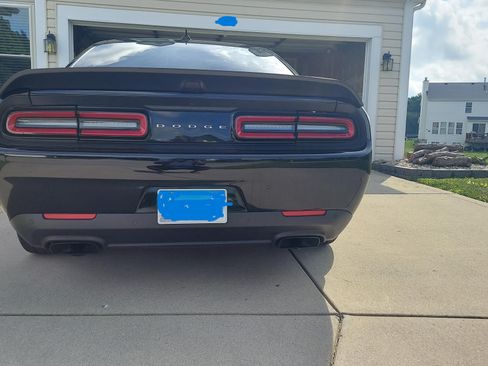 Used 2019 Dodge Challenger SRT Hellcat image 21