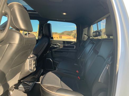 Used 2024 RAM 2500 Laramie w/ Night Edition AWD/4WD image 17