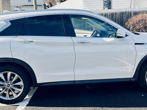Used 2019 INFINITI QX50 Luxe w/ Cargo Package AWD/4WD image 2